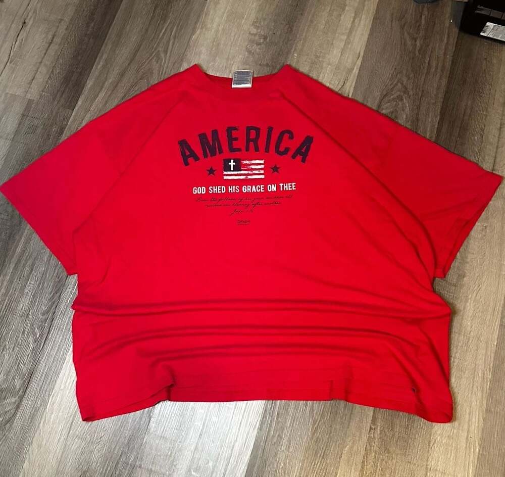 Tennessee River God Shed His Grace On Thee America Christian T-Shirt